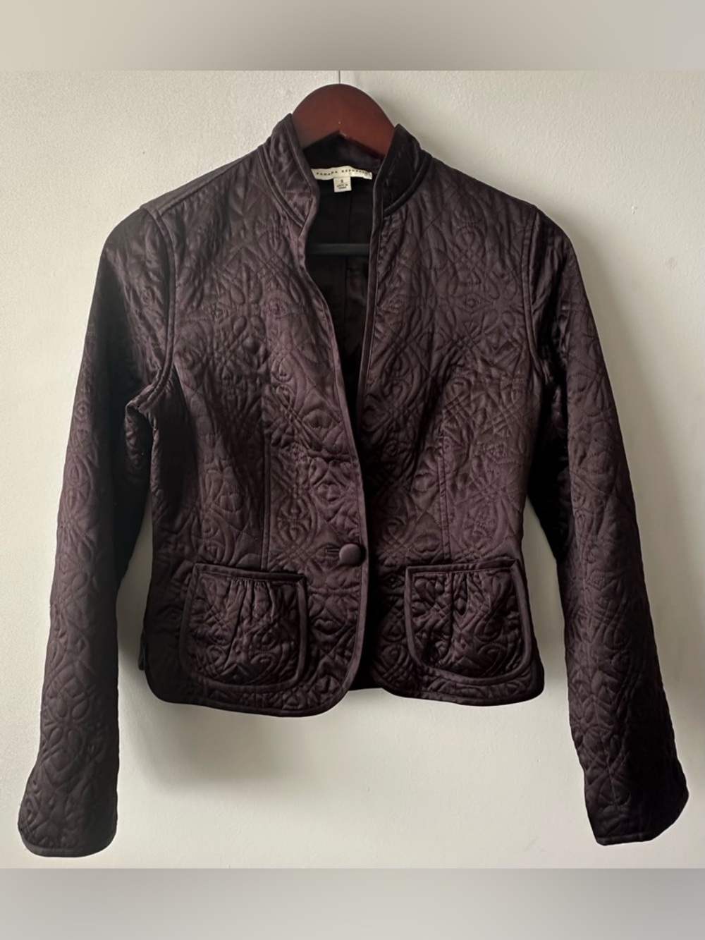 Banana Republic Small 100% silk shell brown quilted jacket